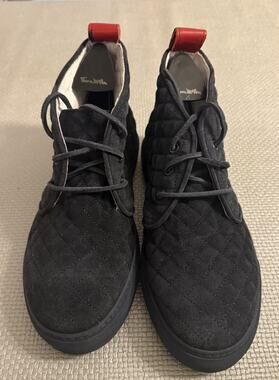 Del Toro Navy Blue Suede Quilted Alto Sneaker! Sz 7